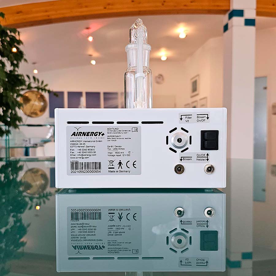 Rear with connection sockets and switches