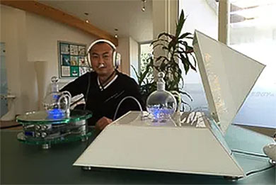 Foto: Dr. Chi mit Stream, Energie fuer Zellen mit Airnergy HS Stream